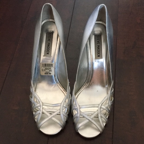 steve madden silver metallic heels